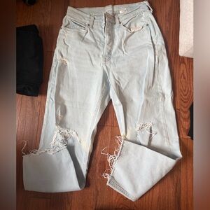 Old Navy Extra High-Rise Curvy Sky-Hi Straight Light Wash Ripped Petite Jeans